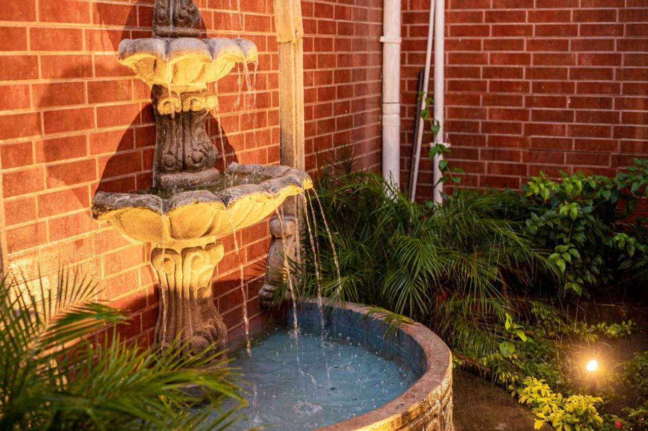 Hostal Victoria Granada Ngoại thất bức ảnh