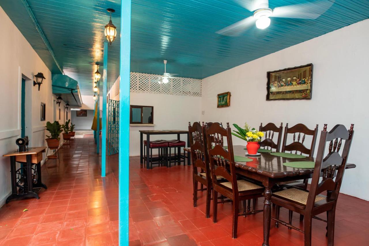 Hostal Victoria Granada Ngoại thất bức ảnh