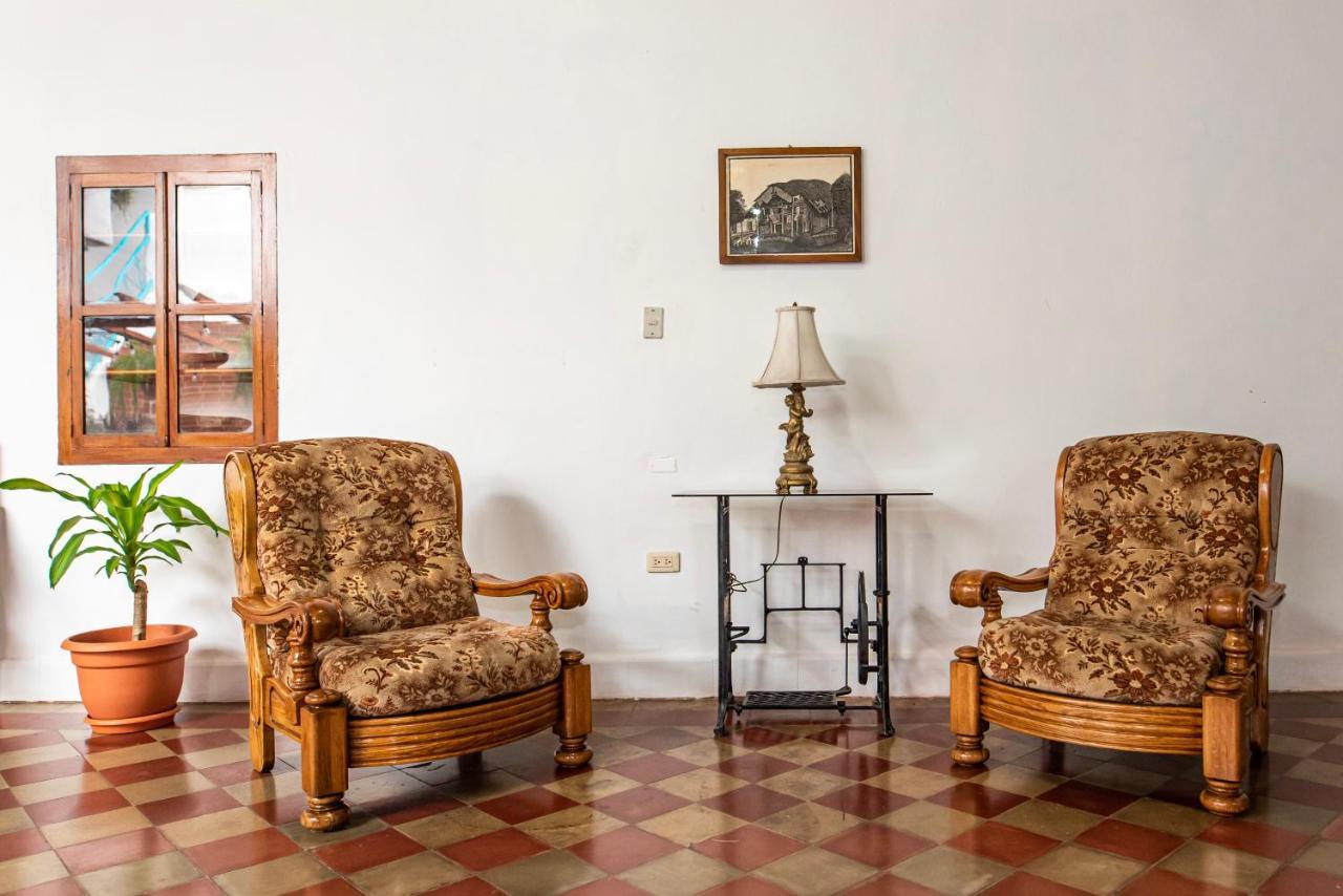 Hostal Victoria Granada Ngoại thất bức ảnh