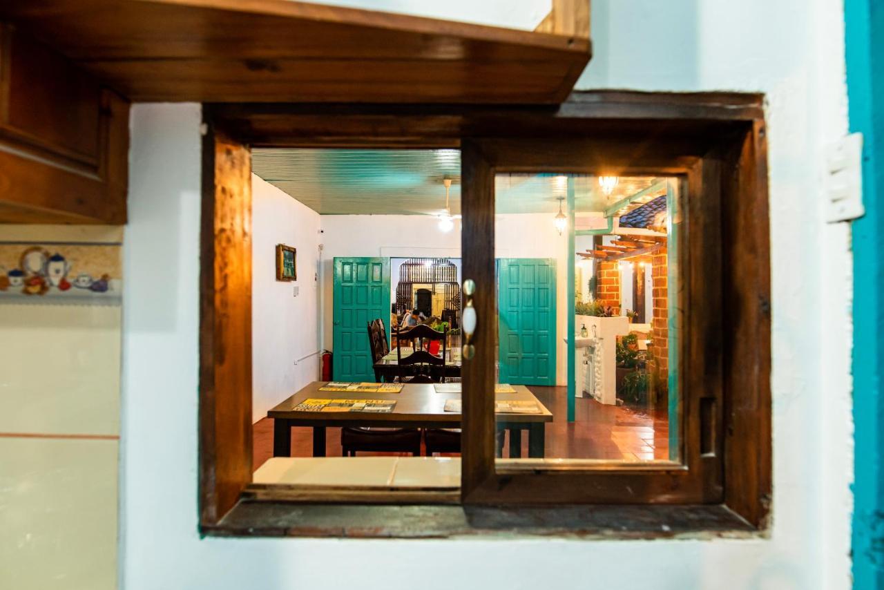 Hostal Victoria Granada Ngoại thất bức ảnh