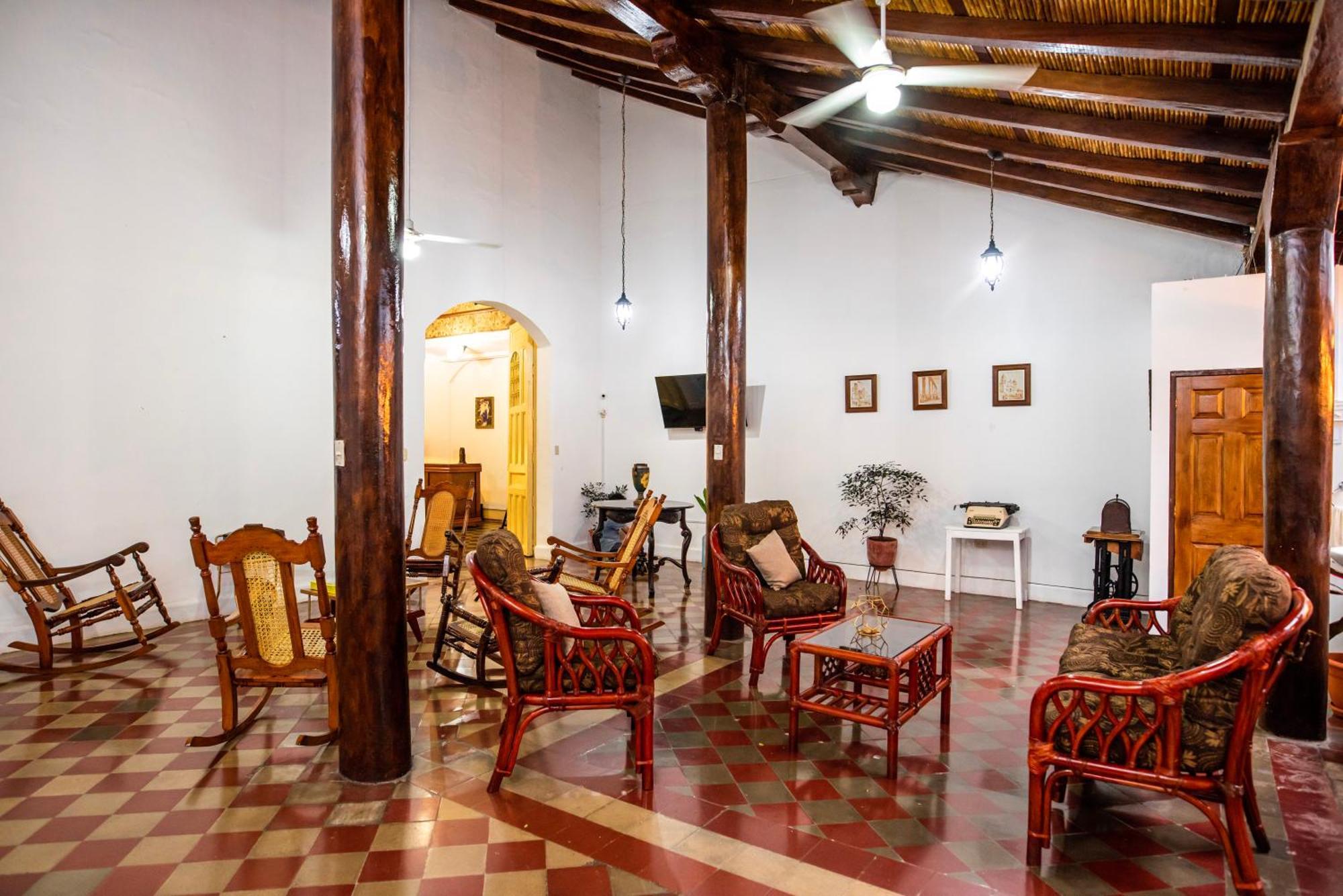 Hostal Victoria Granada Ngoại thất bức ảnh